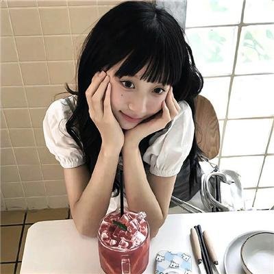 房东妹子青春期！